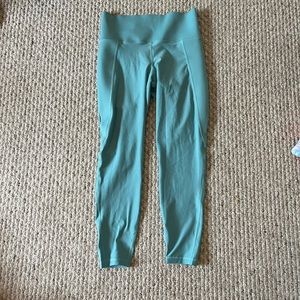 Old Navy Teal High Waisted Active Elevate Legging Built in Sculpt leggings